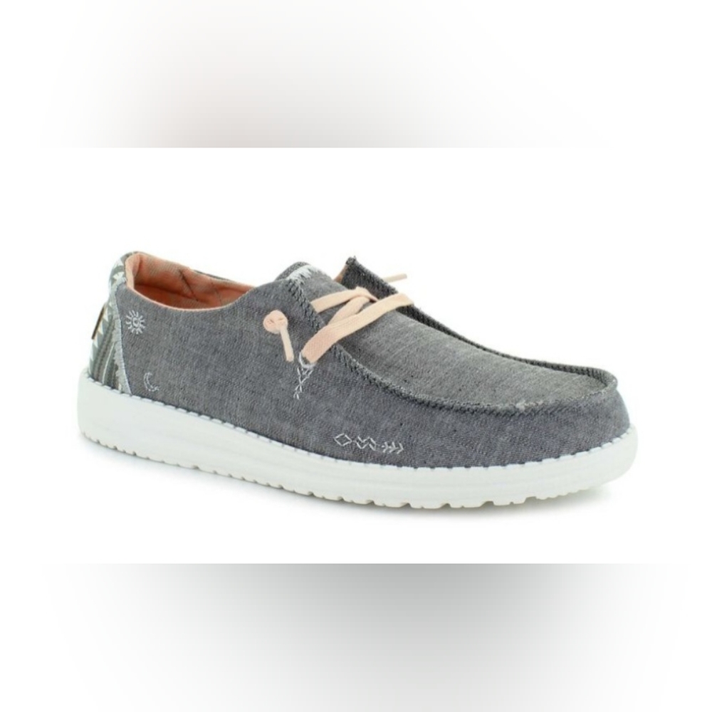 Womans Hey Dudes Size 8